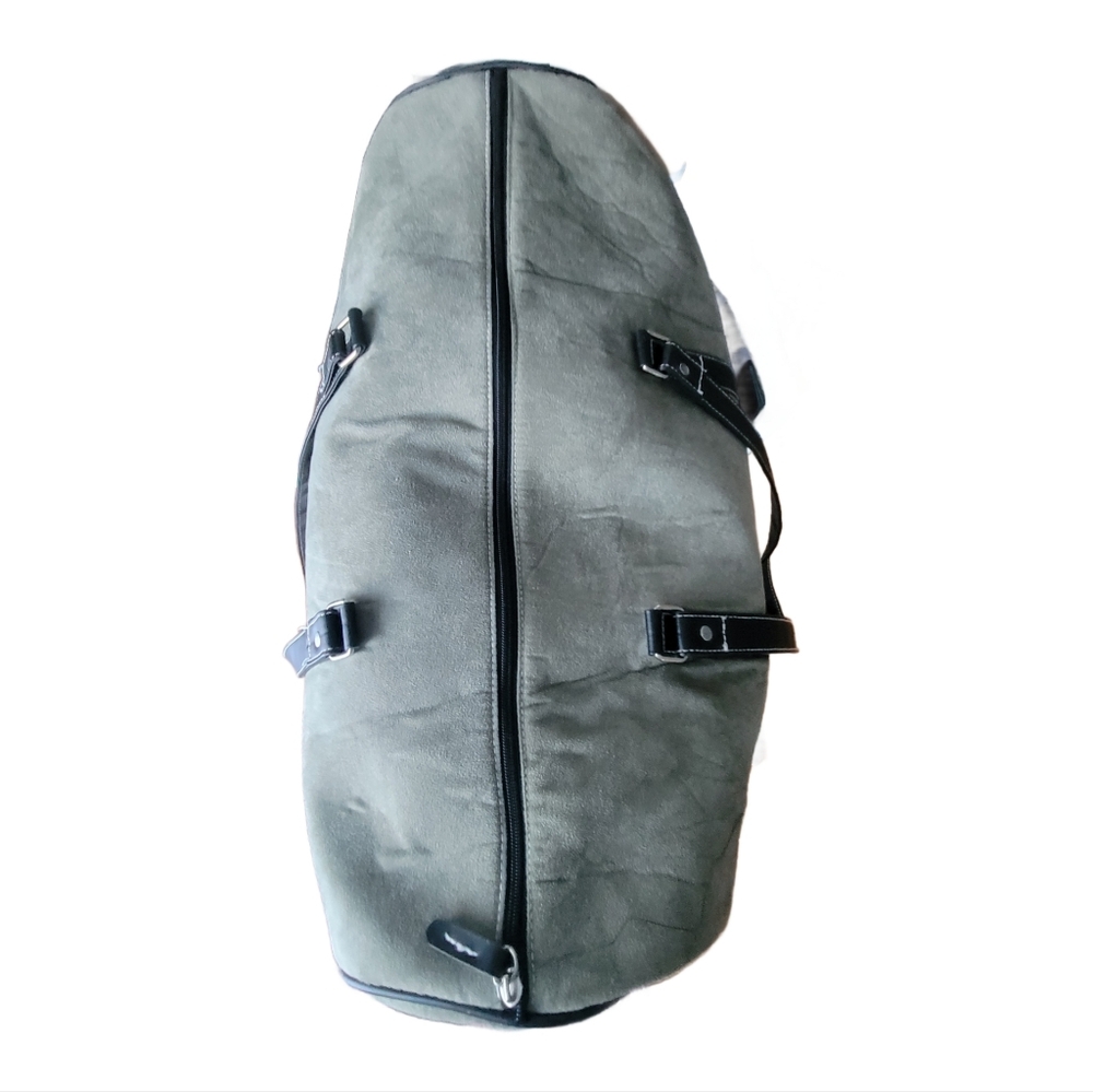 Dufflebag - Picture 4 of 5